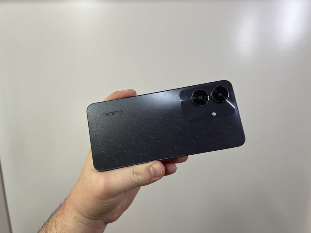 realme-note-60-4-1600x1200.jpg