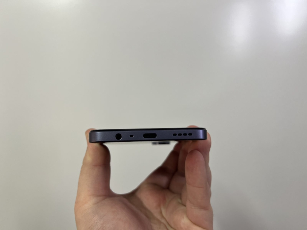 realme-note-60-6-1600x1200.jpg